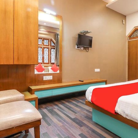 Oyo 26781 Hotel Raghupati Ayodhya Ngoại thất bức ảnh
