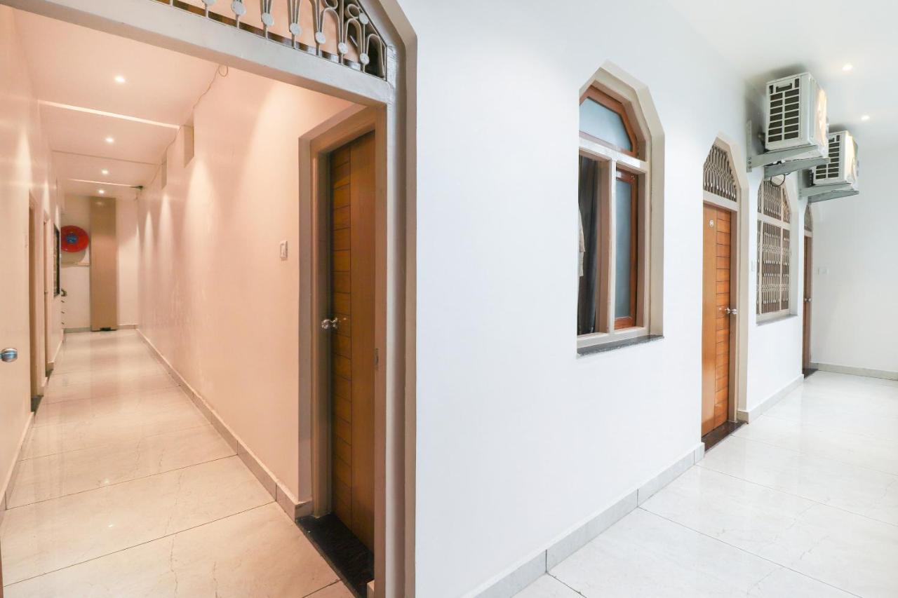 Oyo 26781 Hotel Raghupati Ayodhya Ngoại thất bức ảnh